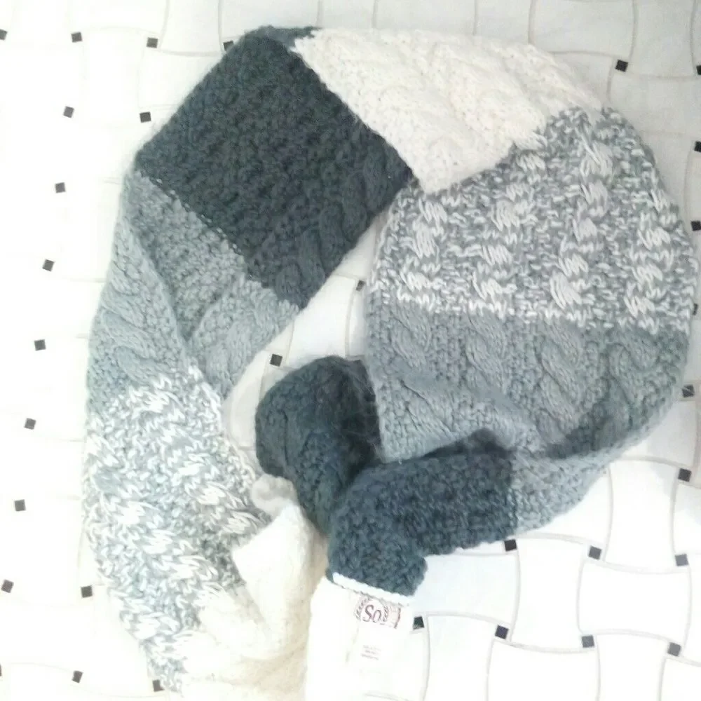 SO 2-pack Woven Ombre Infinity Scarf Hat Matching Set Gray White